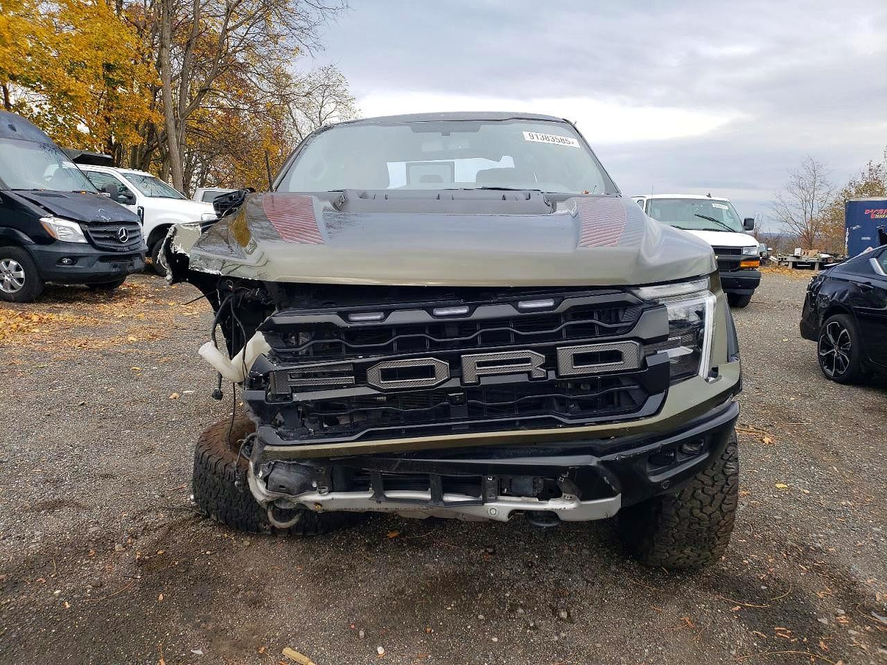 2024 FORD F-150 Lightning