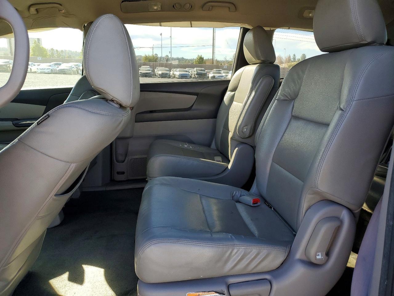 2014 HONDA ODYSSEY