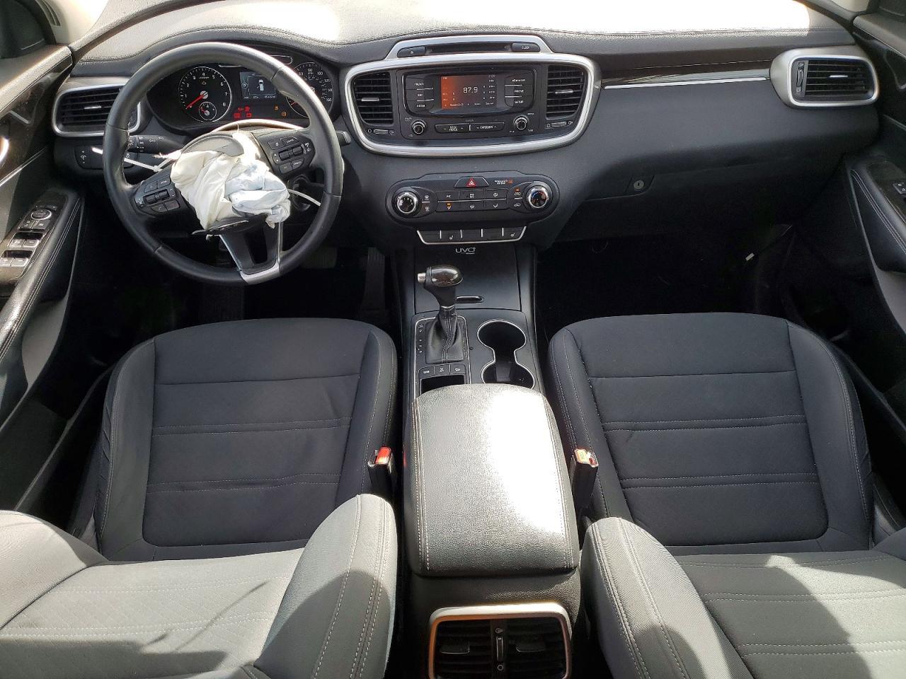 2016 KIA SORENTO