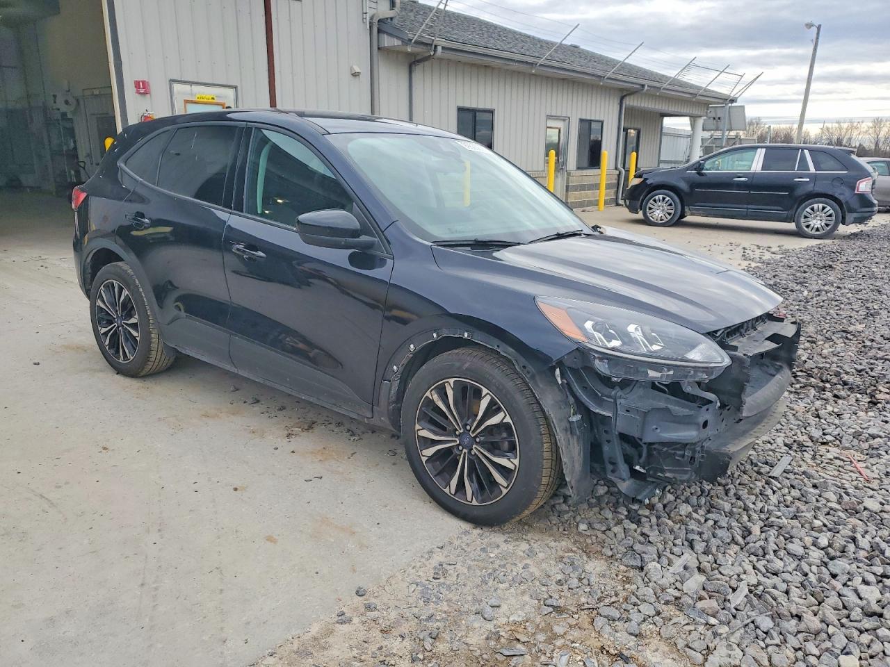 2021 FORD ESCAPE