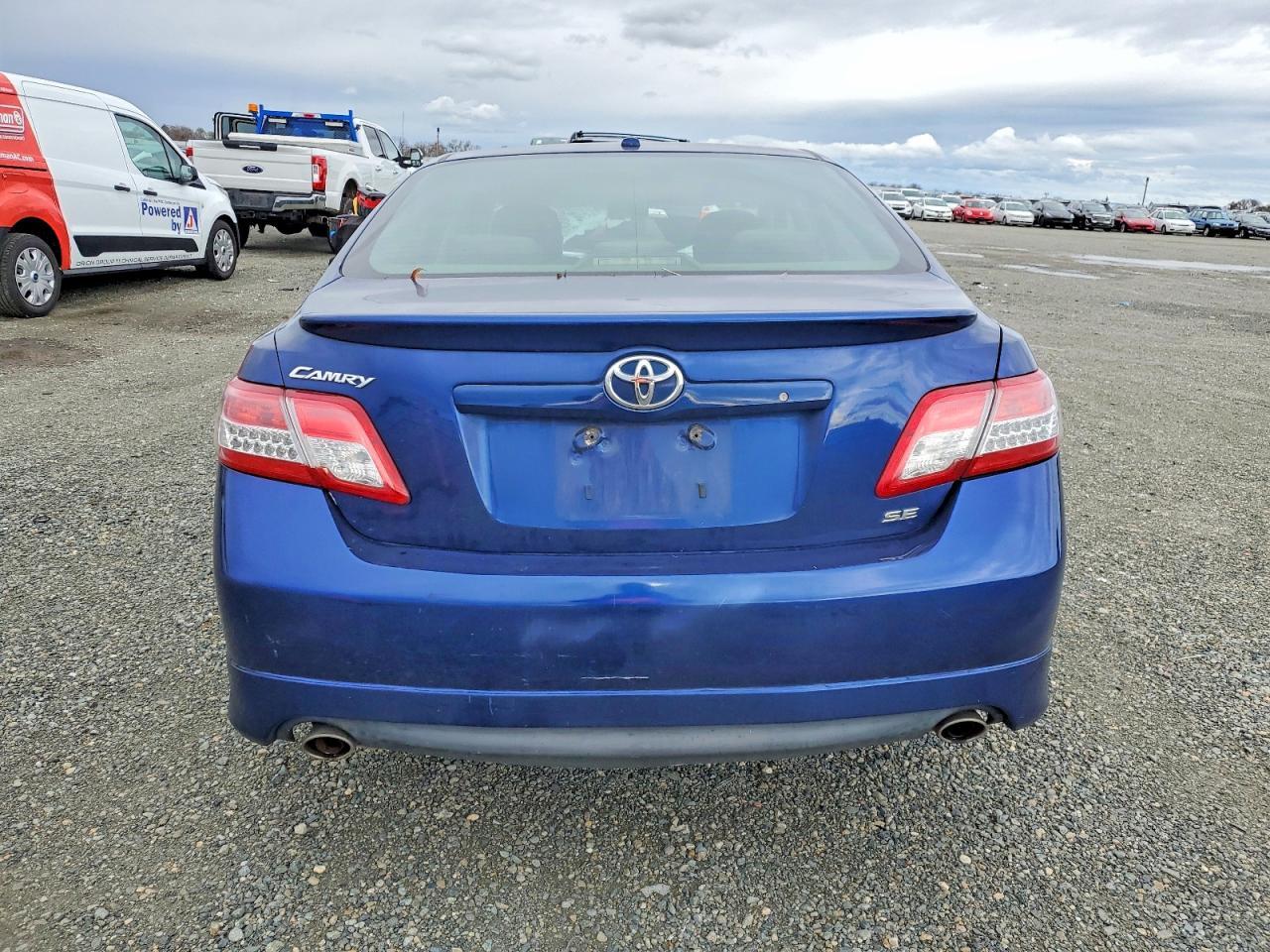 2011 TOYOTA CAMRY