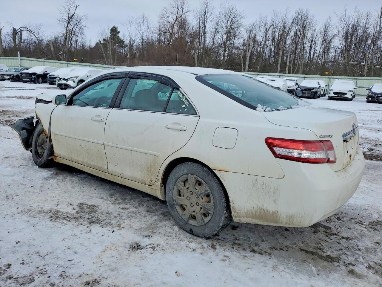 2011 TOYOTA CAMRY