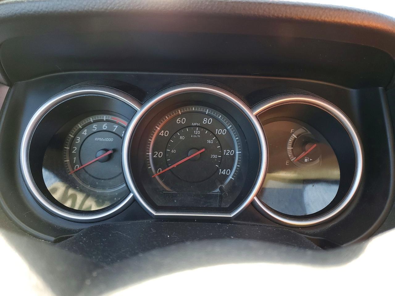 2012 NISSAN VERSA