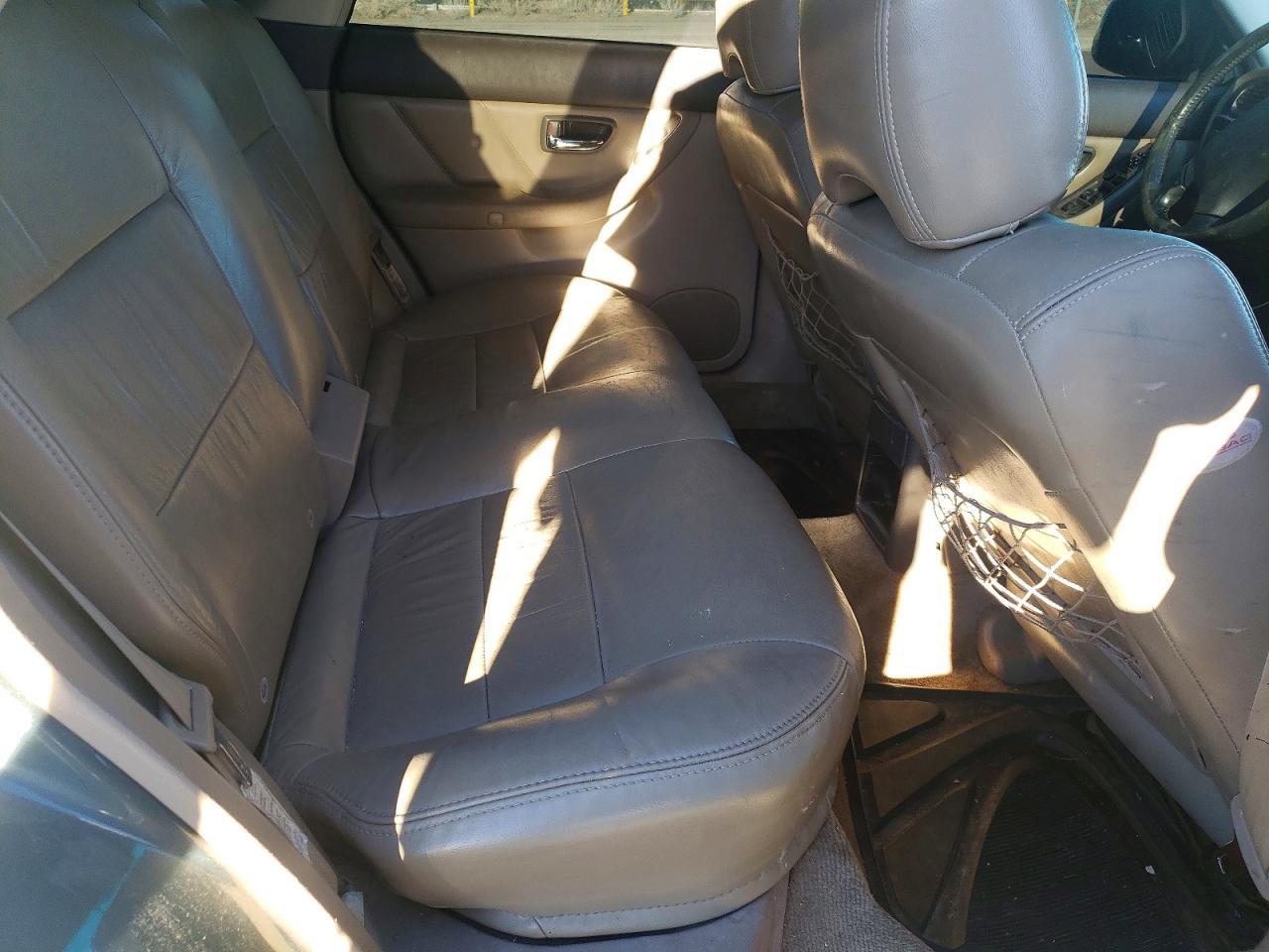 2001 SUBARU Legacy