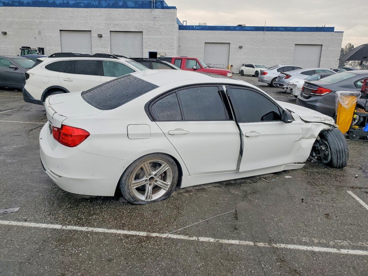 2014 BMW 3 SERIES