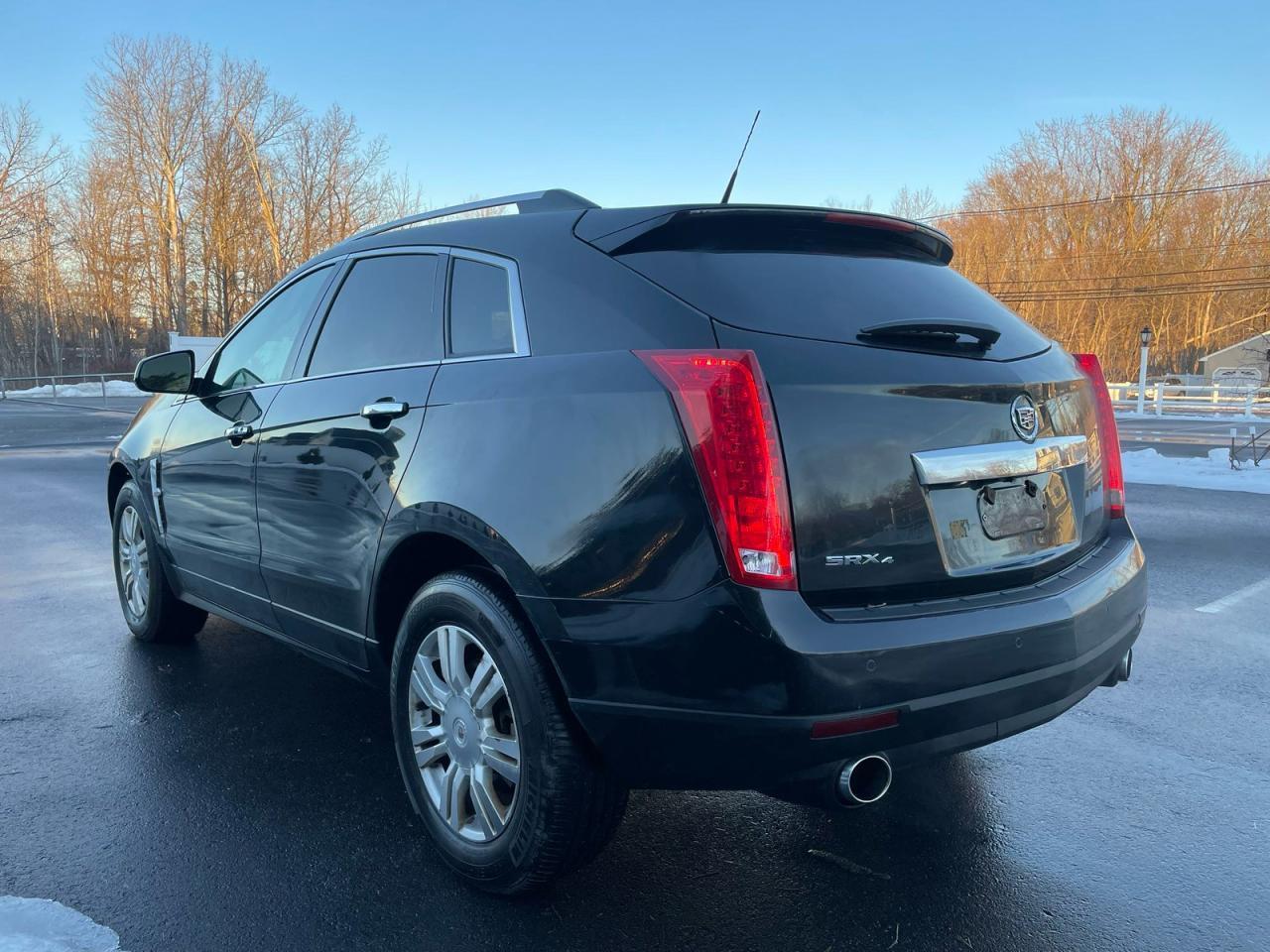 2011 CADILLAC SRX