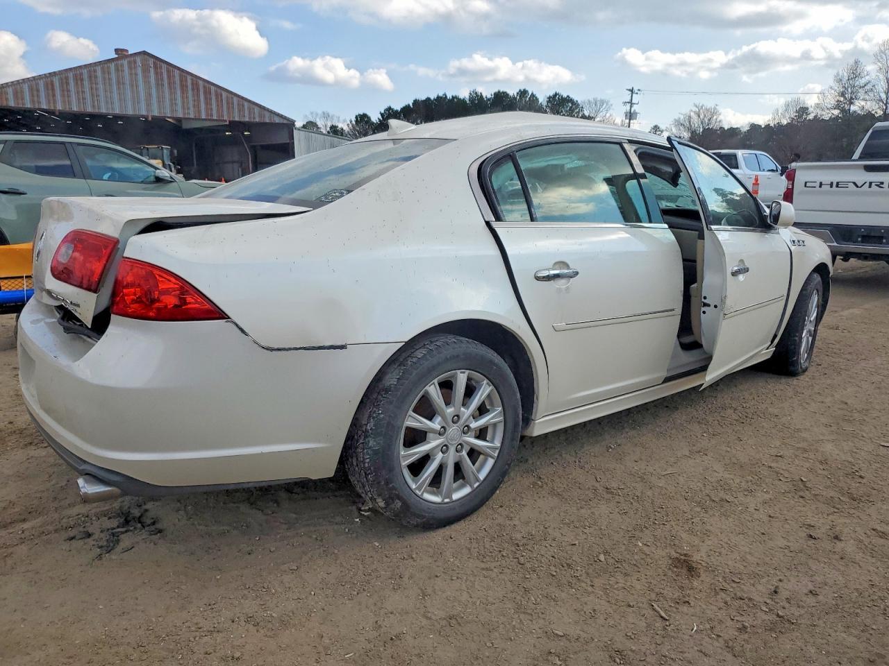 2010 BUICK Lucerne