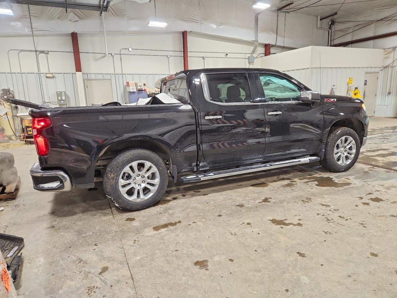 2024 CHEVROLET Silverado