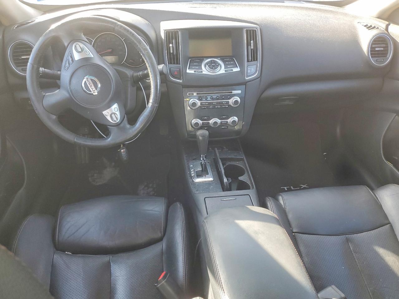2014 NISSAN Maxima