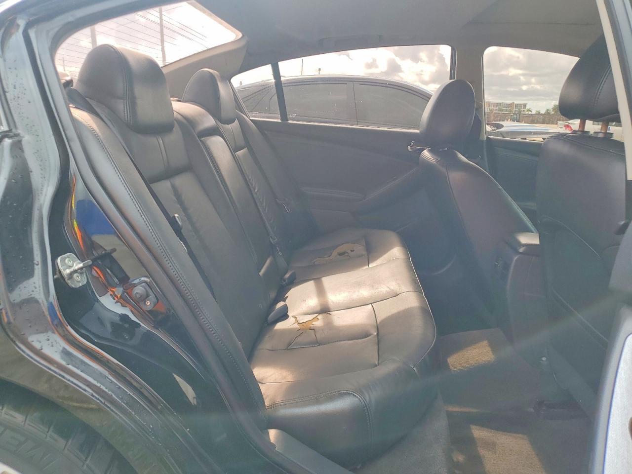 2012 NISSAN ALTIMA