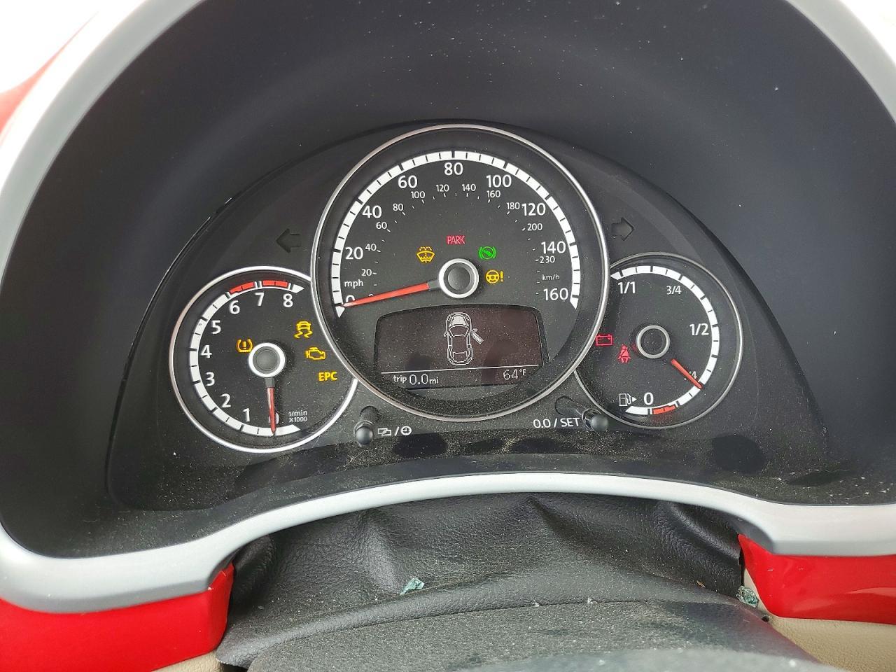 2016 VOLKSWAGEN Beetle