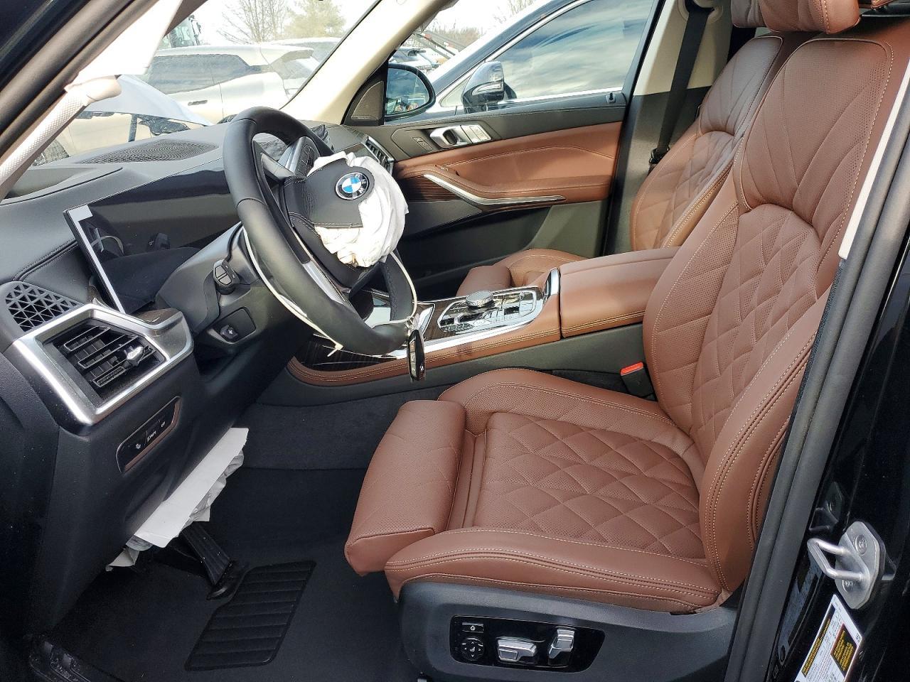 2026 BMW X7