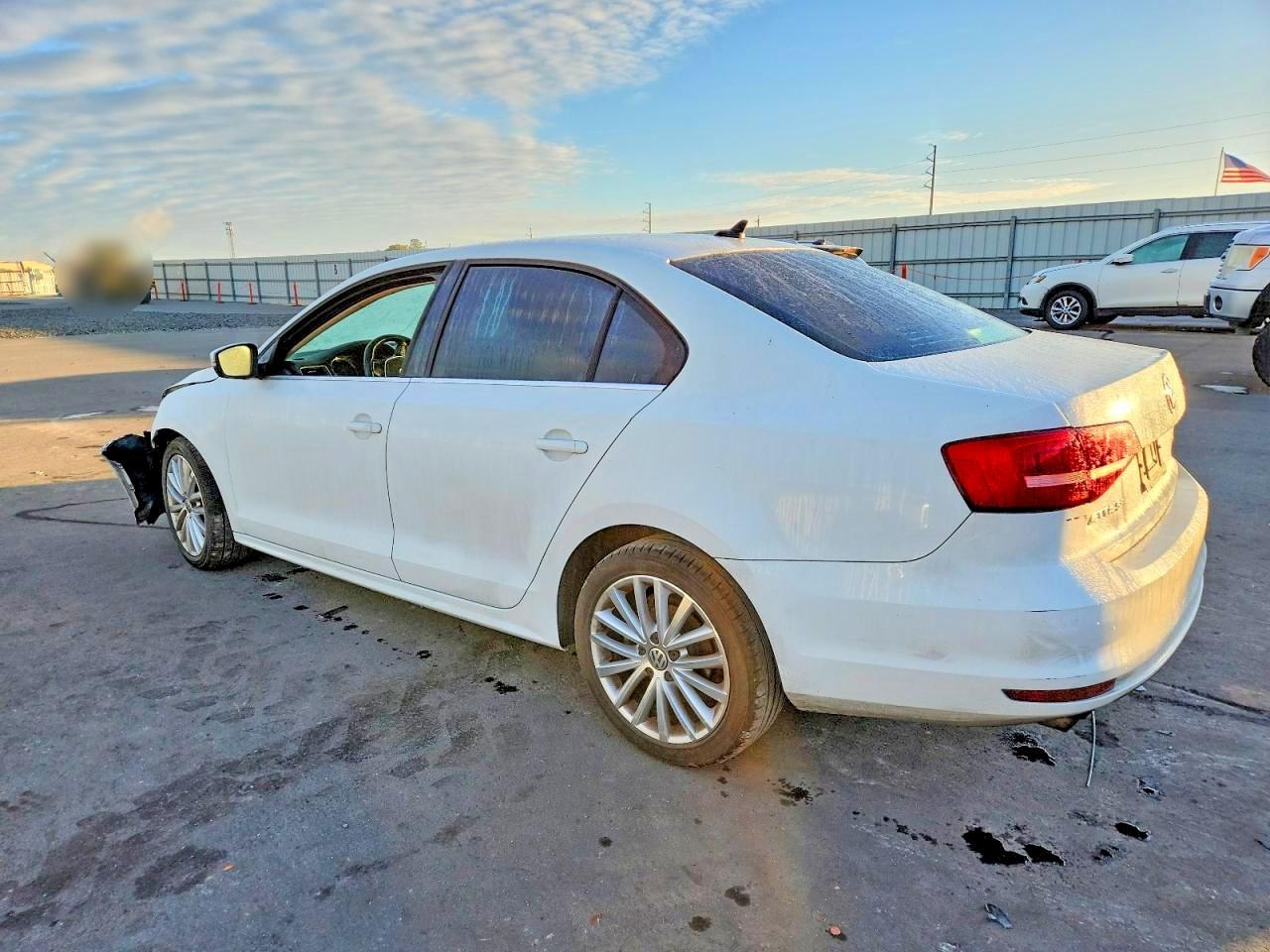 2016 VOLKSWAGEN JETTA