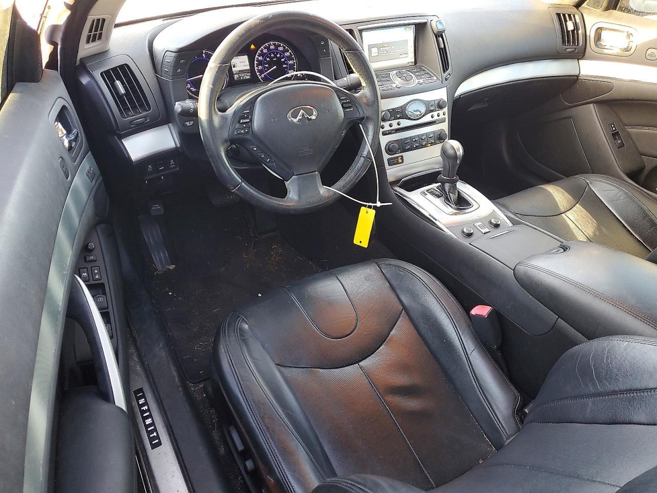 2015 INFINITI Q60