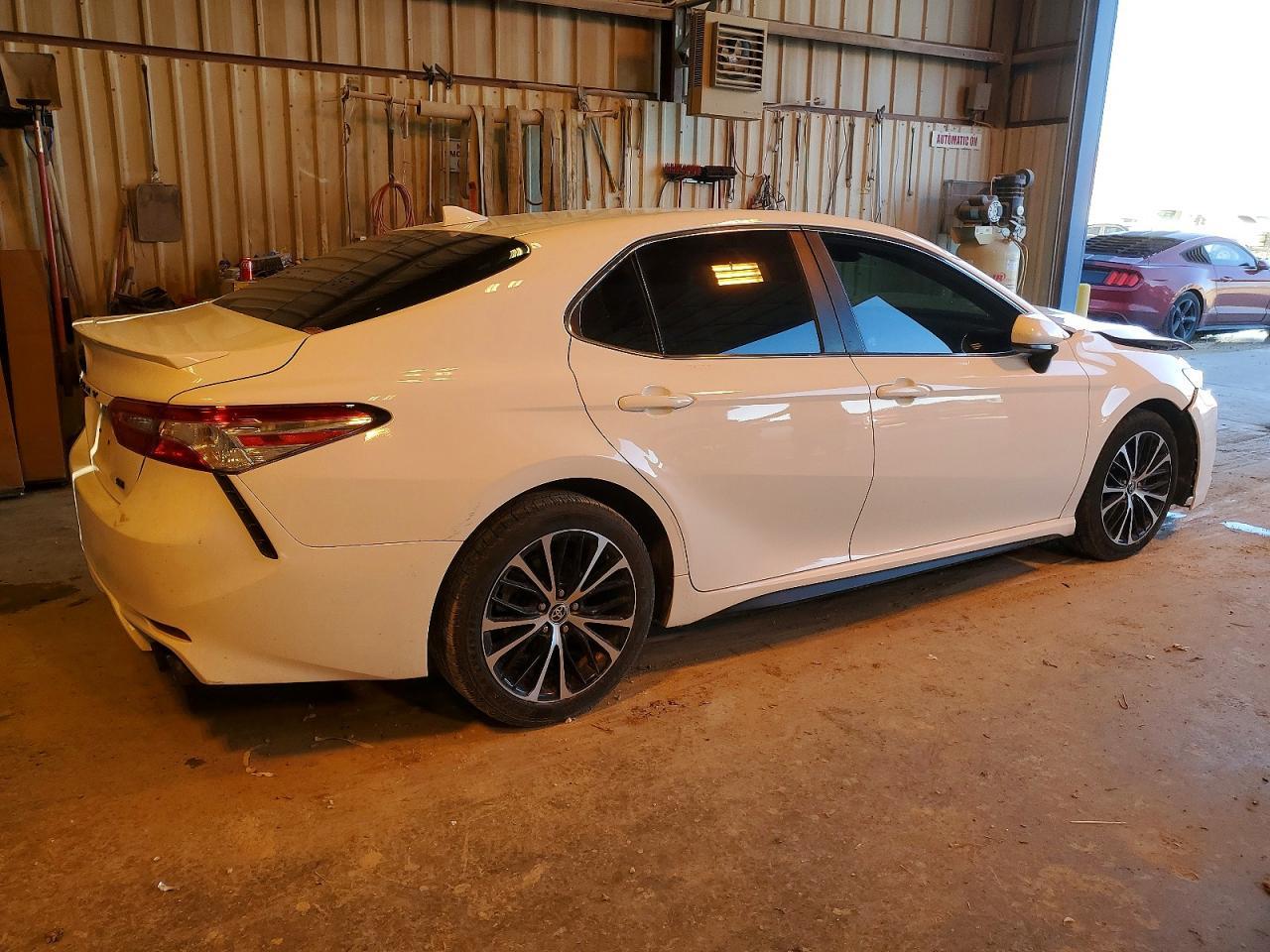 2020 TOYOTA CAMRY