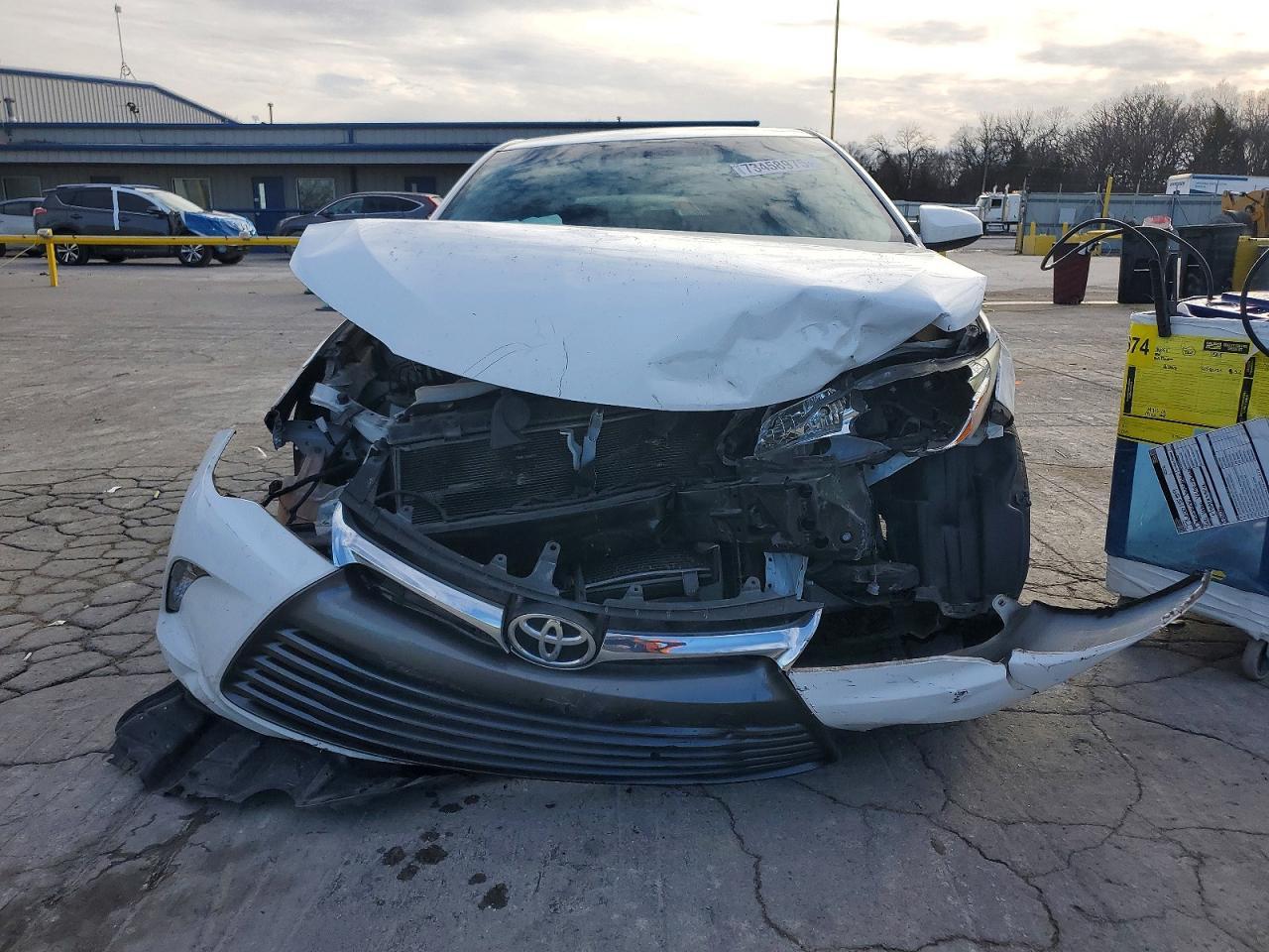 2017 TOYOTA CAMRY