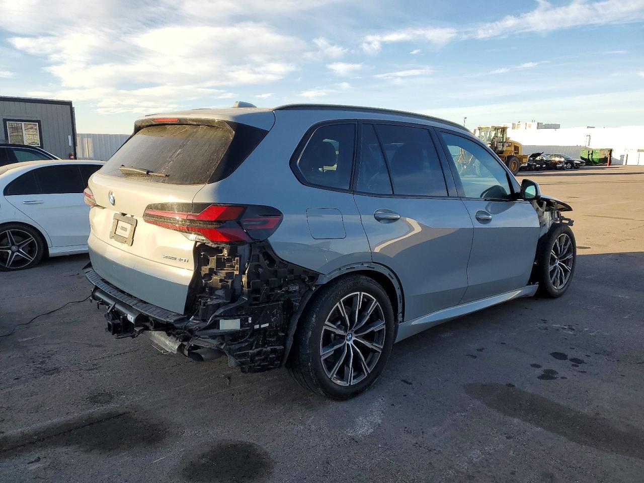 2024 BMW X5