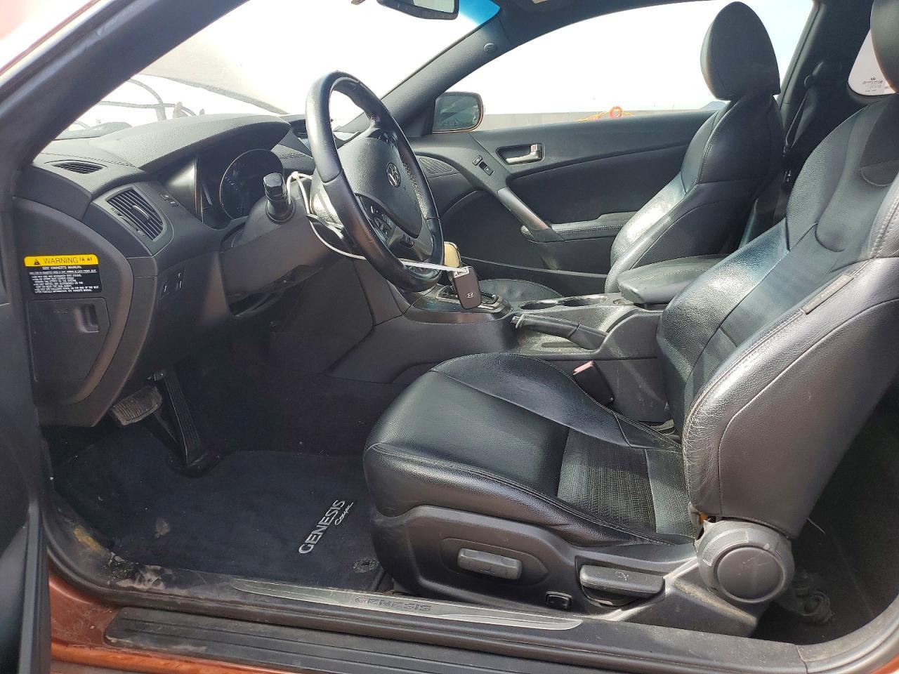 2013 HYUNDAI GENESIS