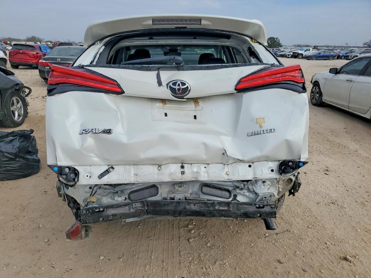 2018 TOYOTA RAV4