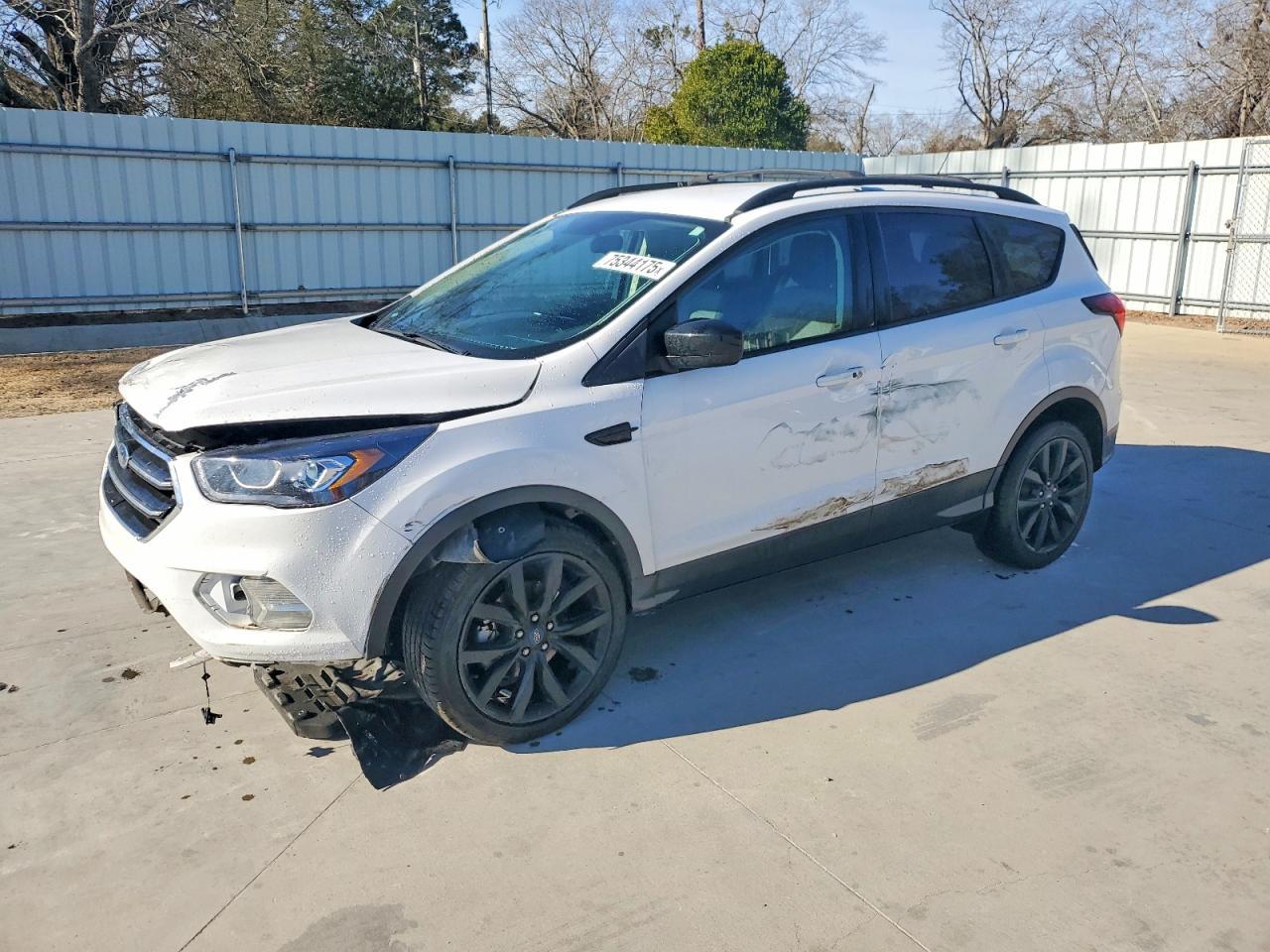 2019 FORD ESCAPE