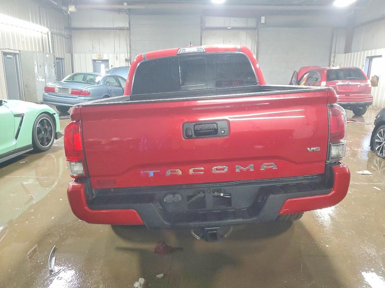 2017 TOYOTA TACOMA
