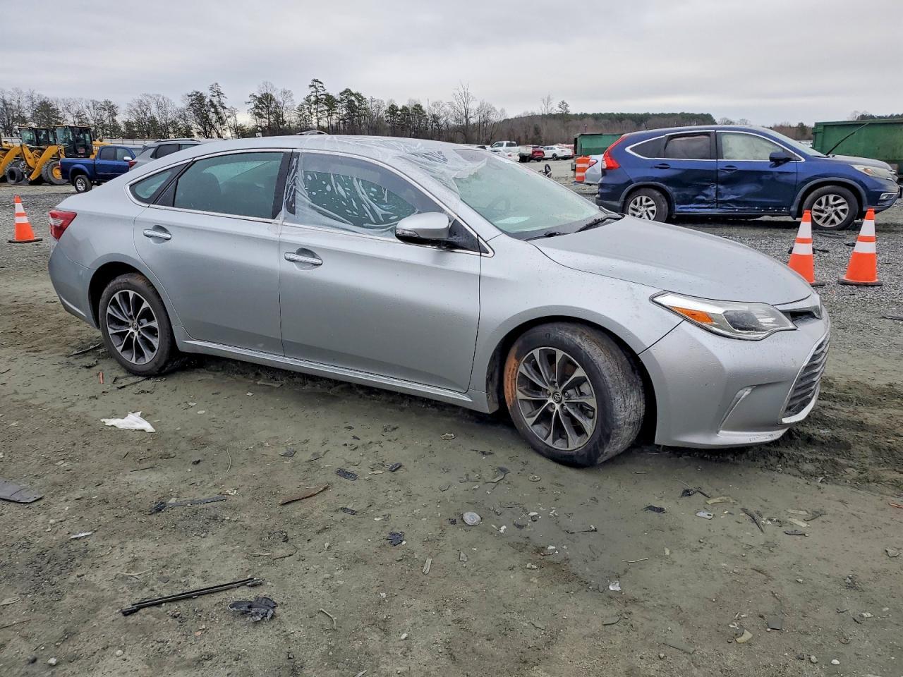 2018 TOYOTA Avalon