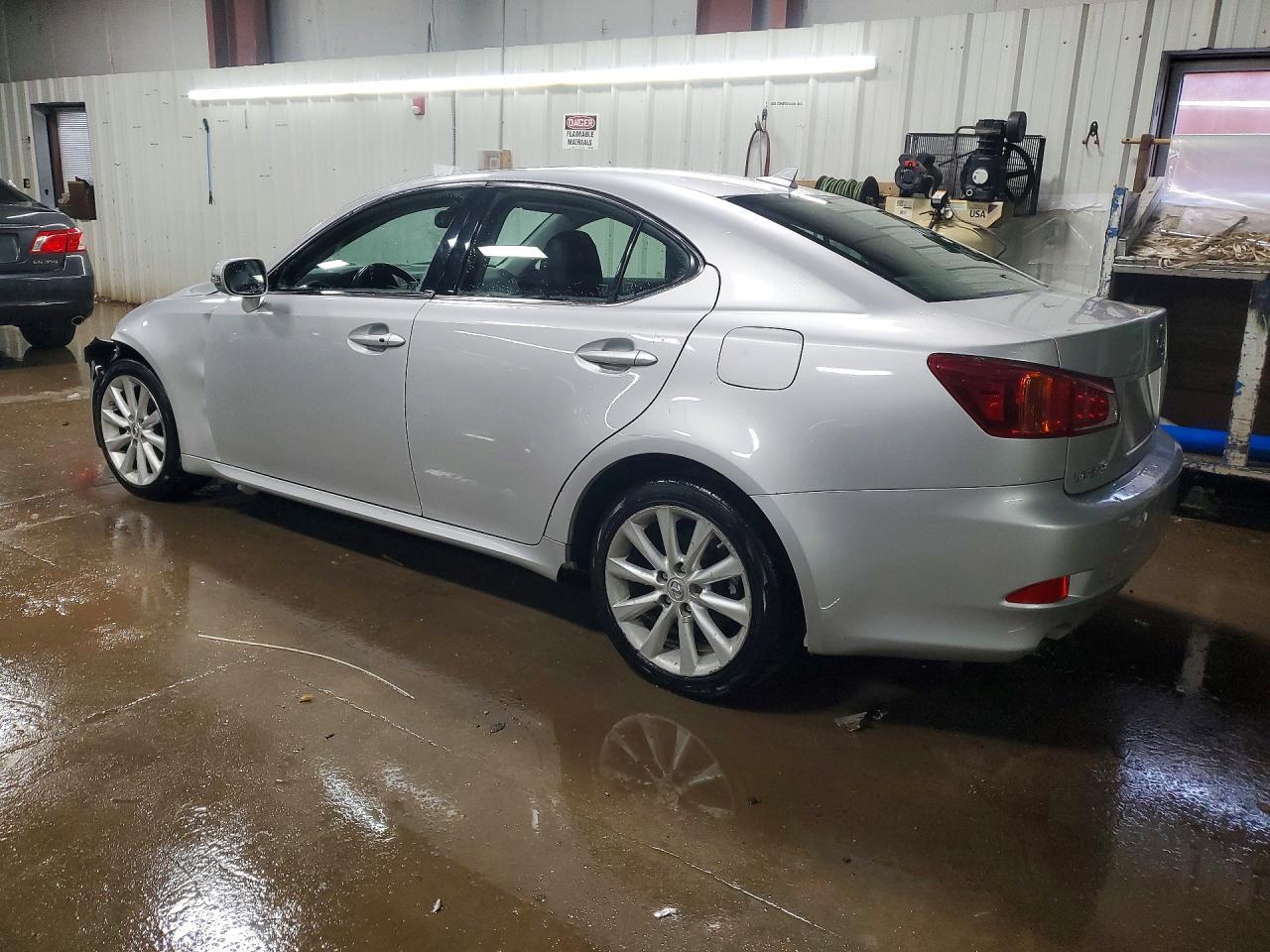 2009 LEXUS IS 250