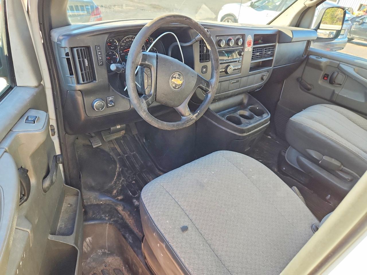 2010 CHEVROLET Express 1500