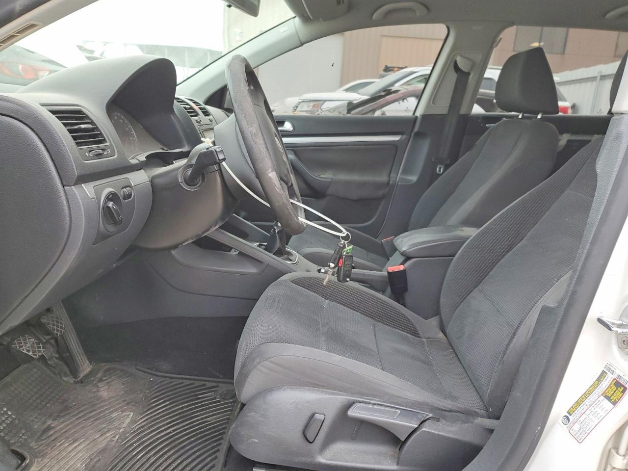 2009 VOLKSWAGEN JETTA