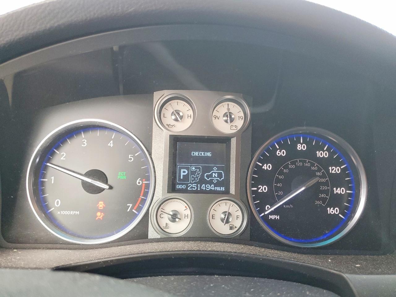 2010 LEXUS LX 570
