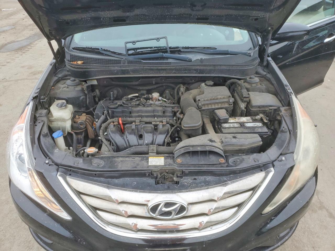 2011 HYUNDAI SONATA