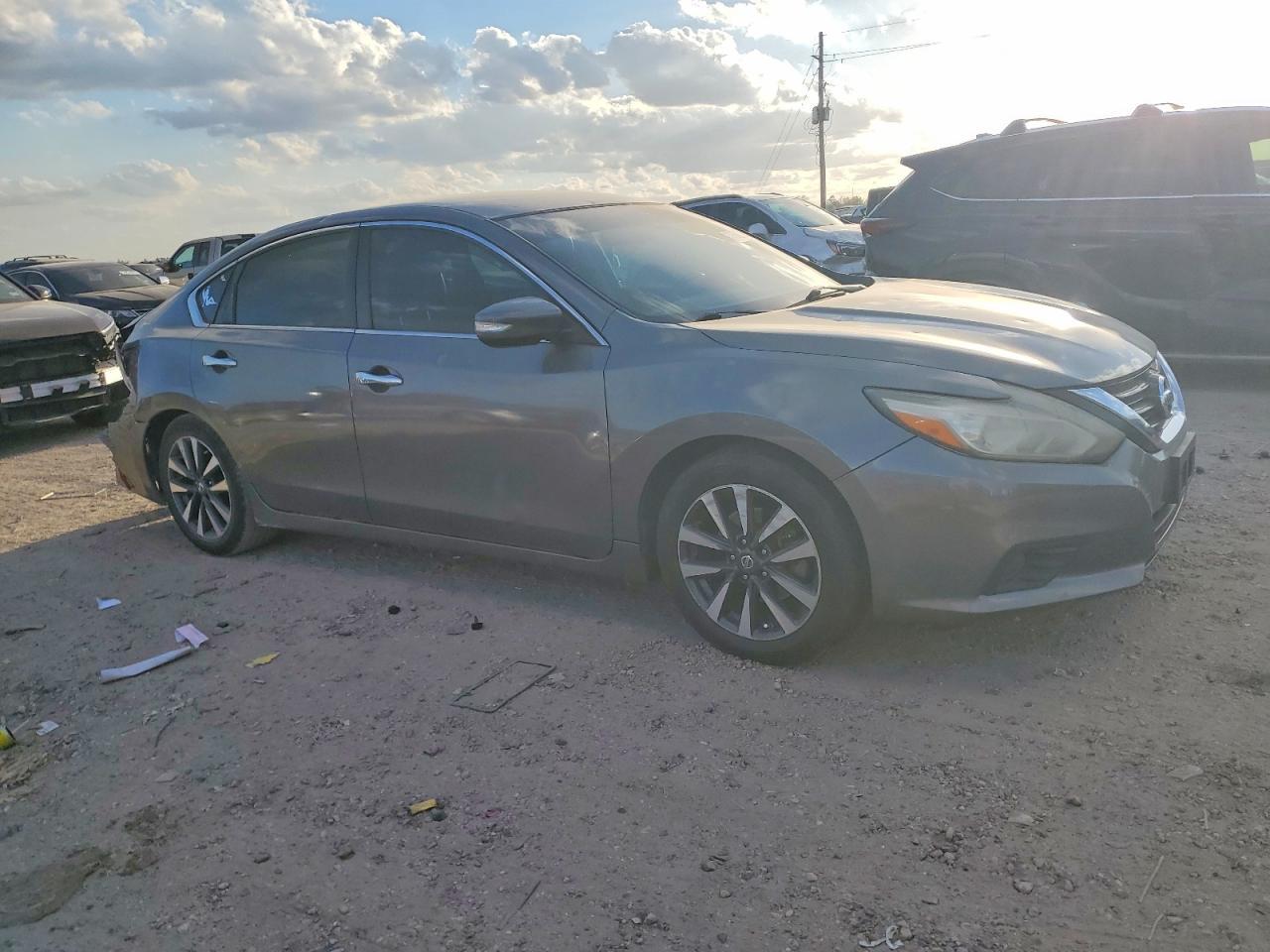 2017 NISSAN ALTIMA