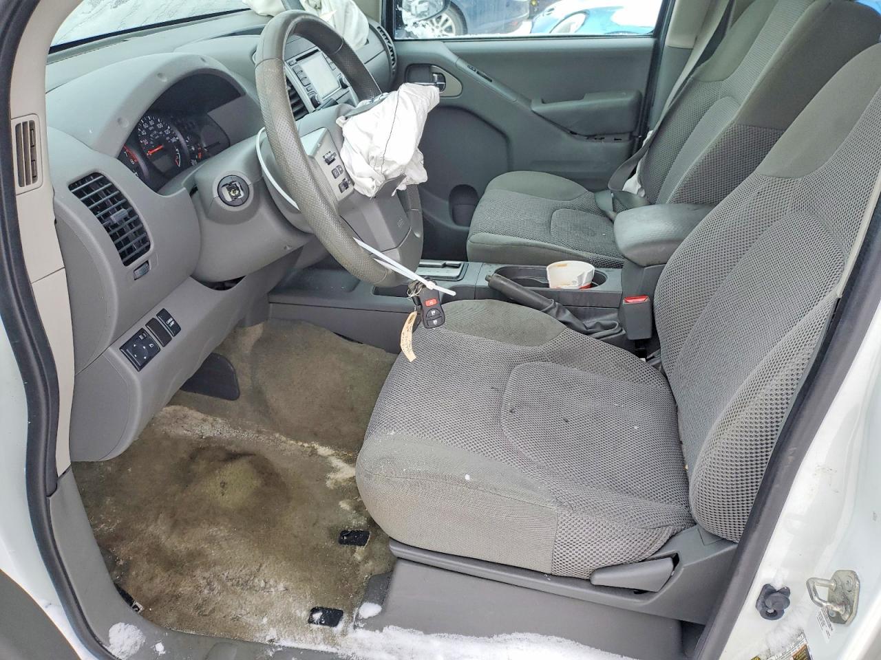 2017 NISSAN Frontier