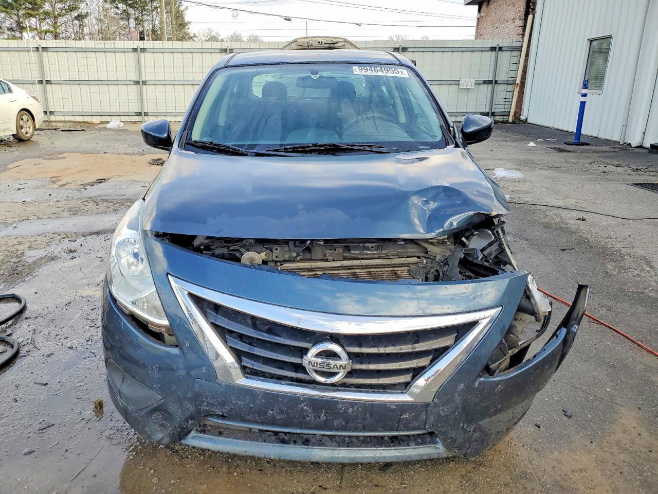 2017 NISSAN VERSA