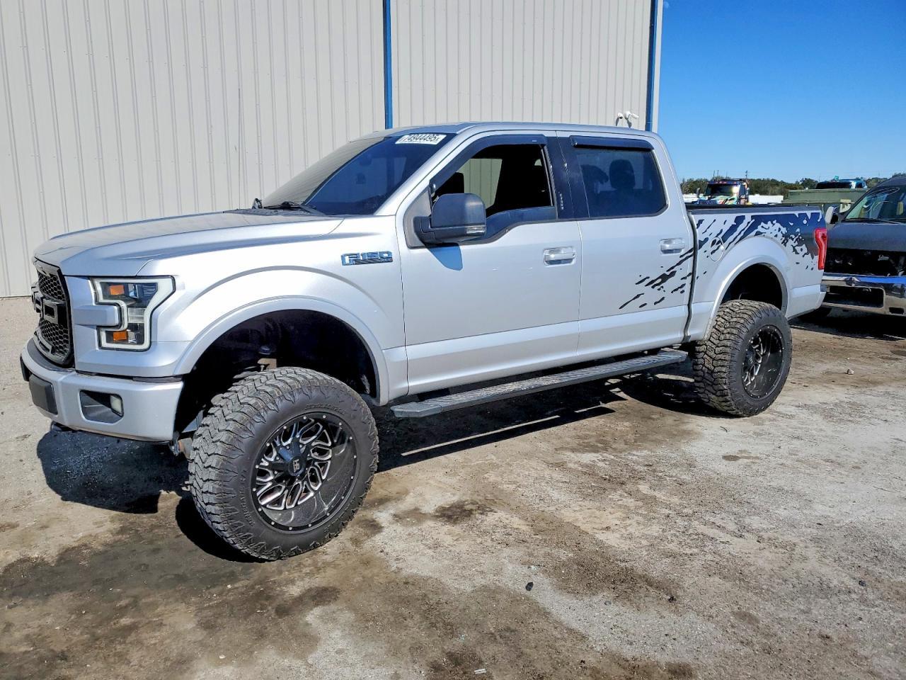 2015 FORD F-150