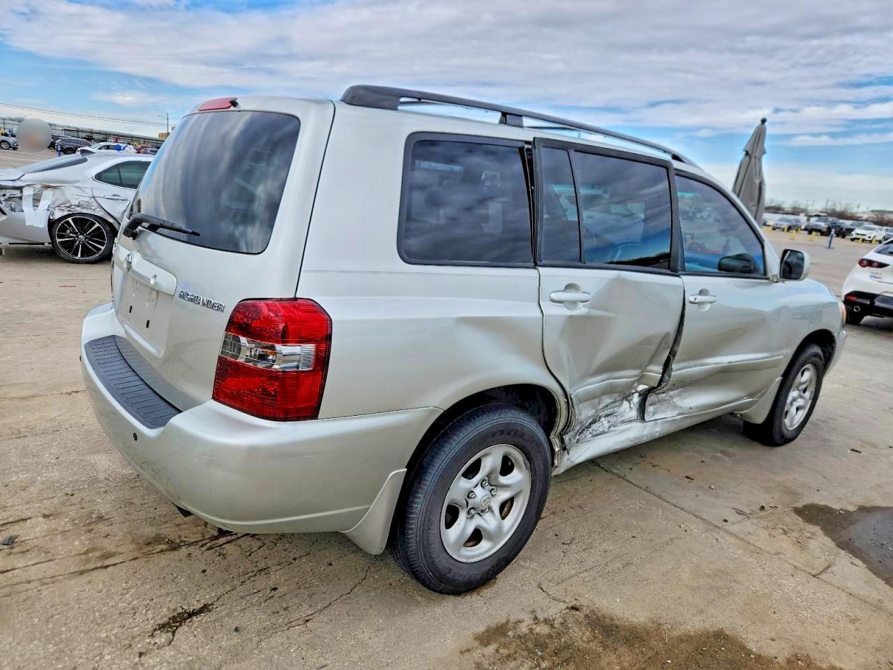 2006 TOYOTA HIGHLANDER