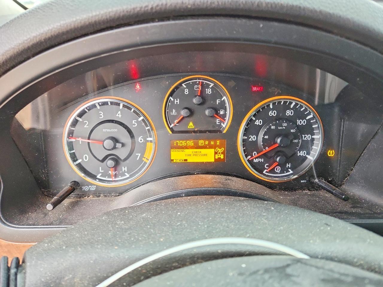 2015 NISSAN Armada