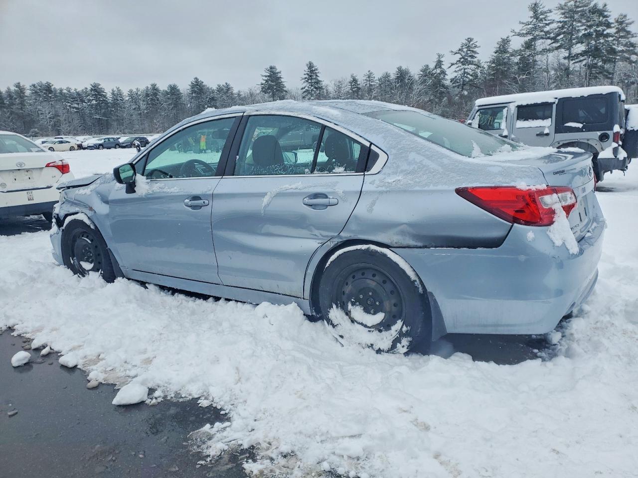 2016 SUBARU Legacy