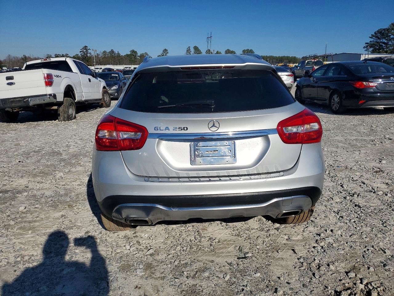 2019 MERCEDES-BENZ GLA-Class