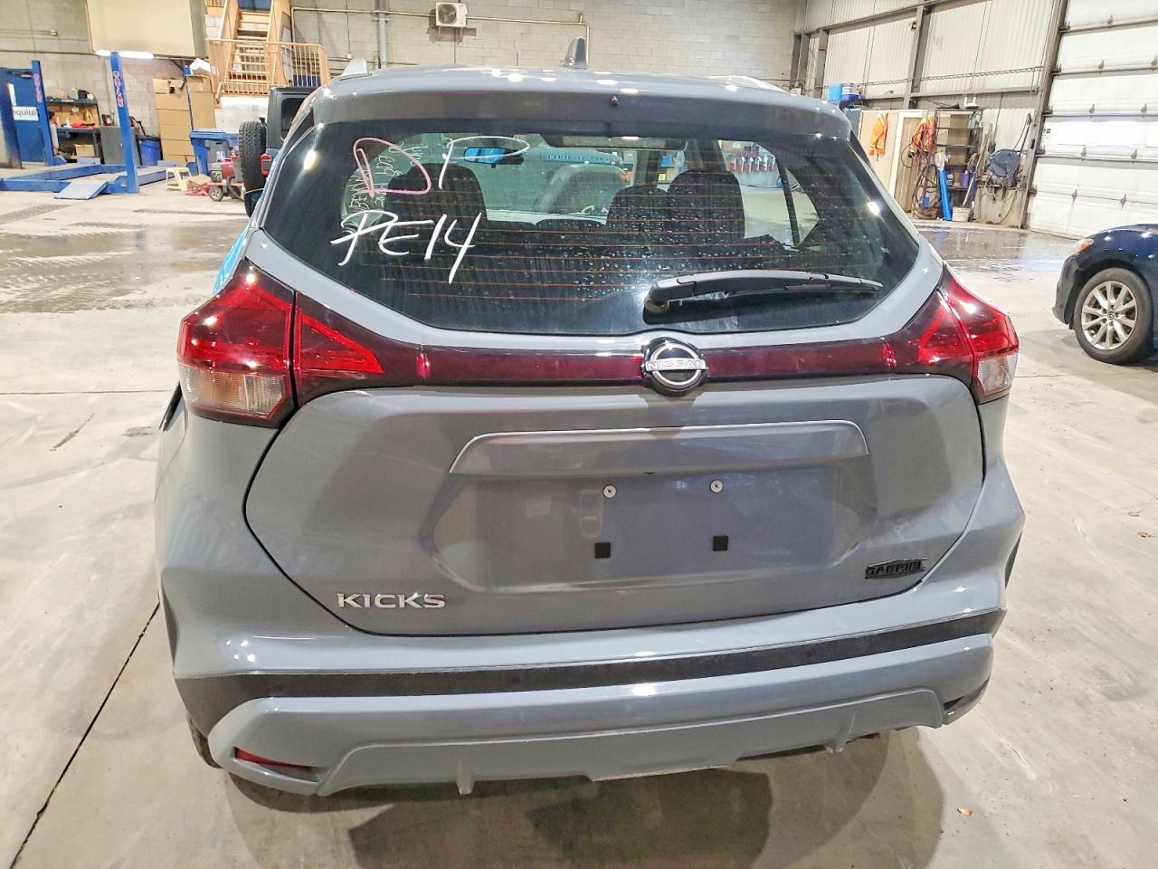 2025 NISSAN KICKS