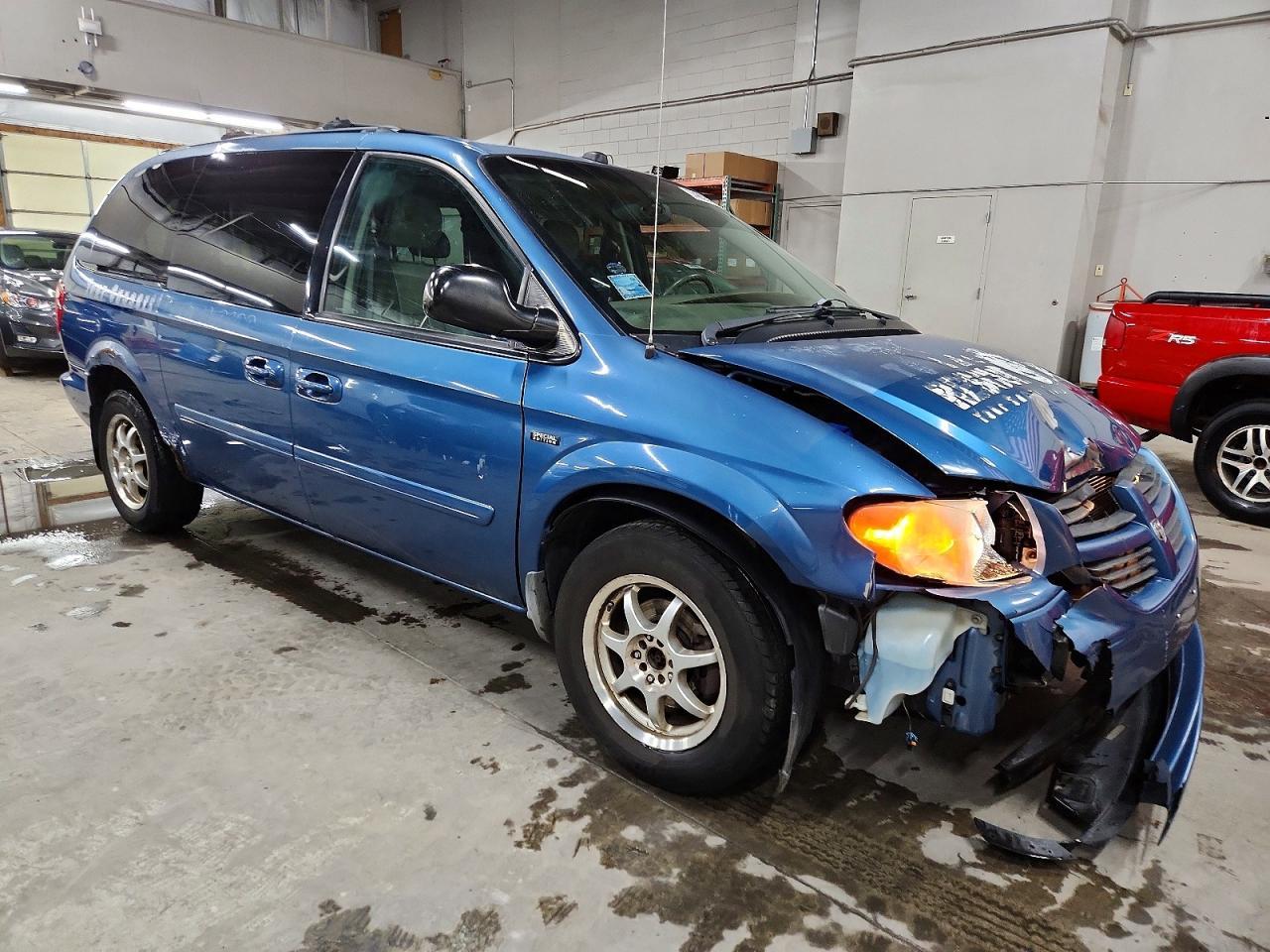 2005 DODGE GRAND CARAVAN
