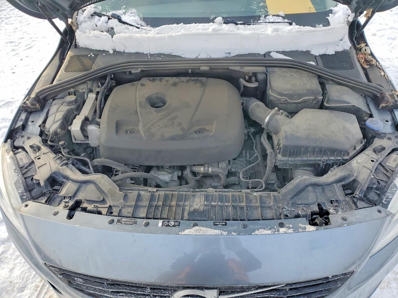 2017 VOLVO S60