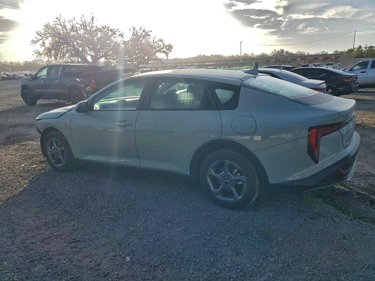 2025 KIA K4