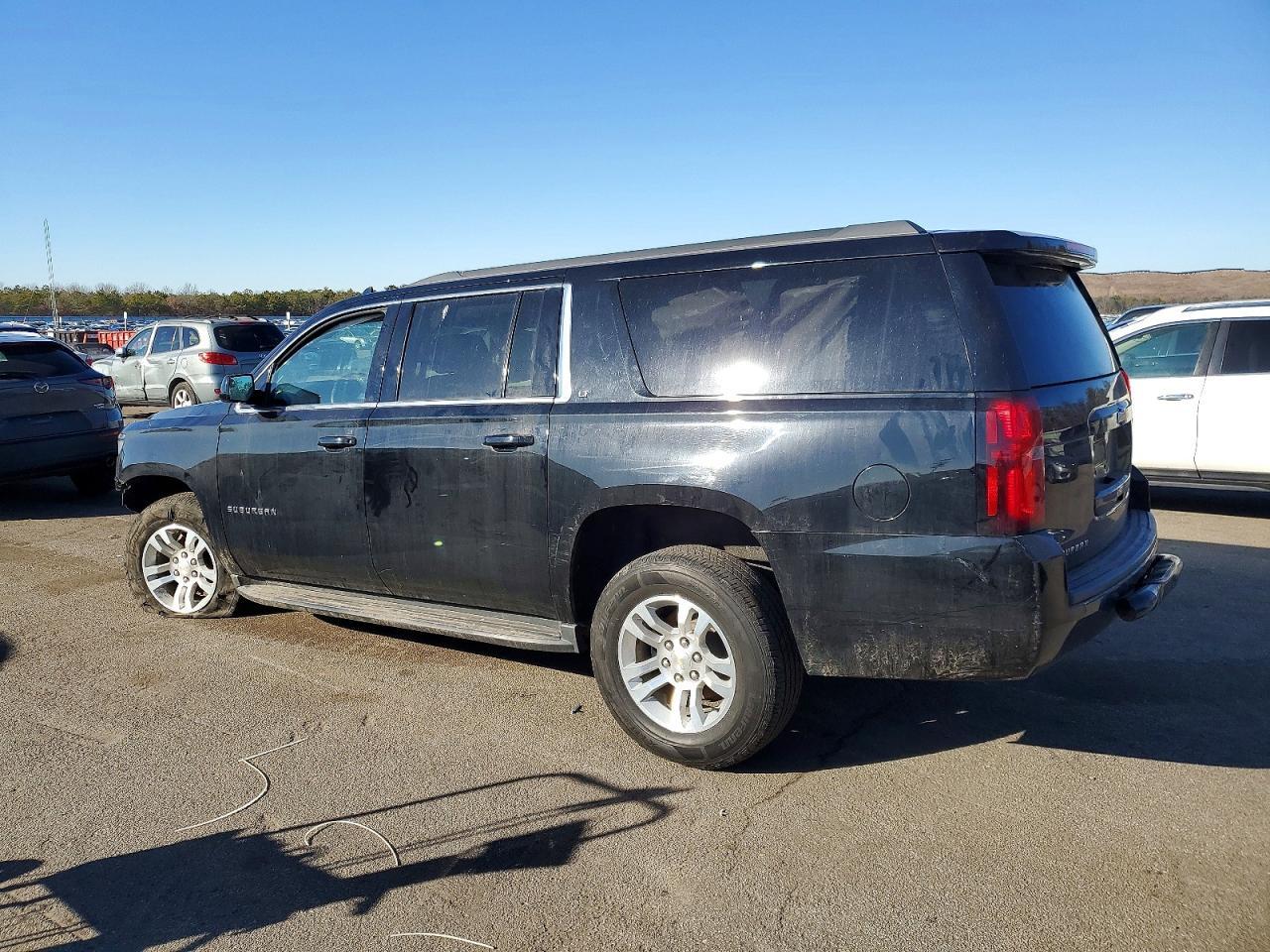 2018 CHEVROLET Suburban