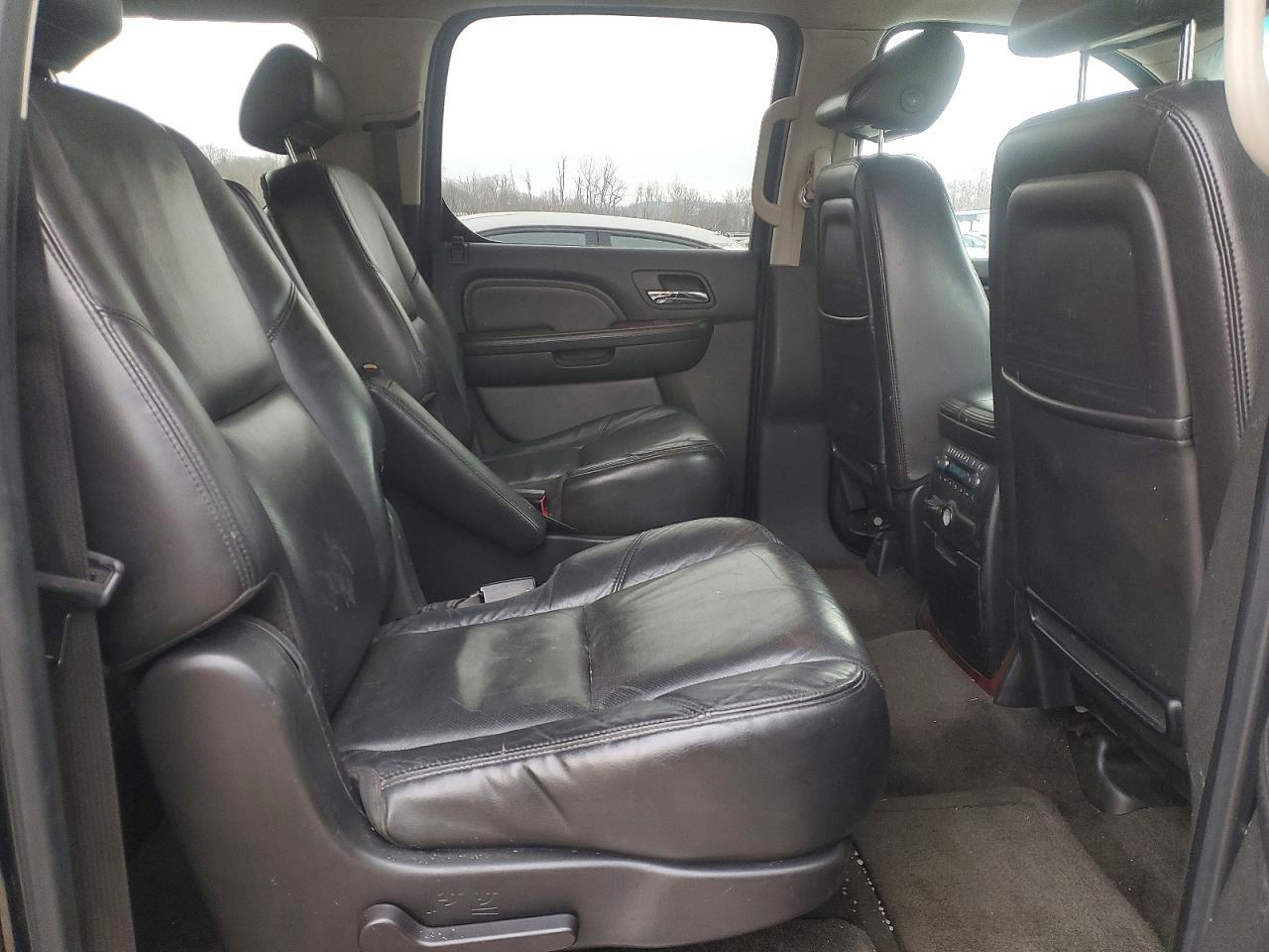 2008 CADILLAC Escalade ESV