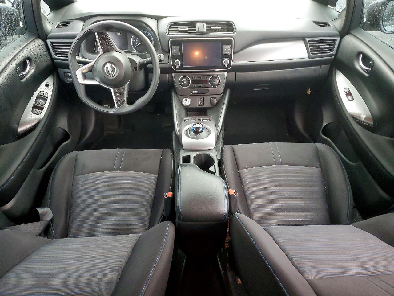2024 NISSAN LEAF