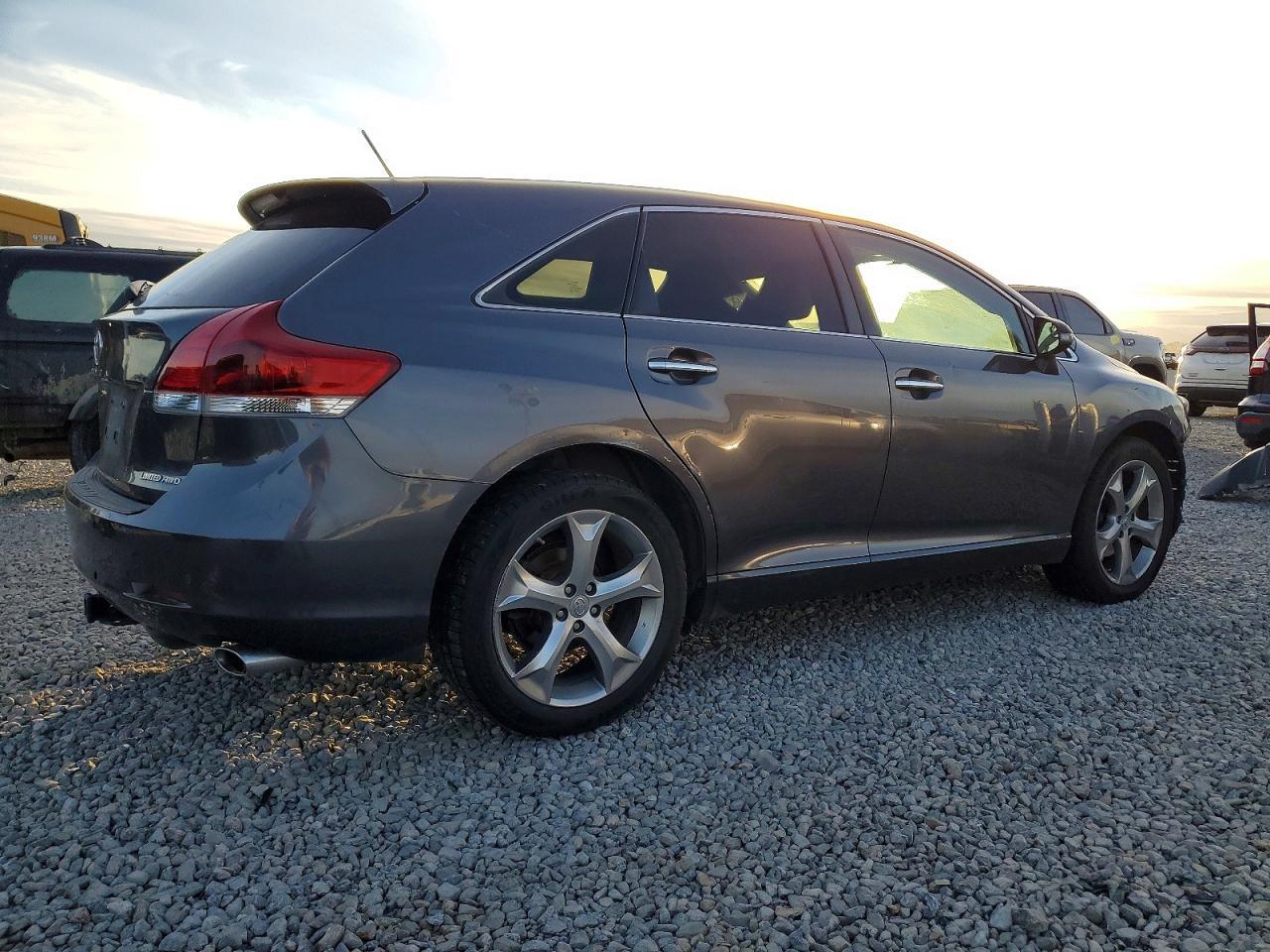2014 TOYOTA VENZA