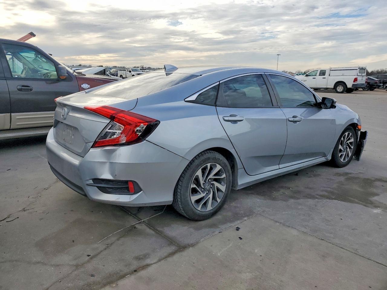 2017 HONDA CIVIC