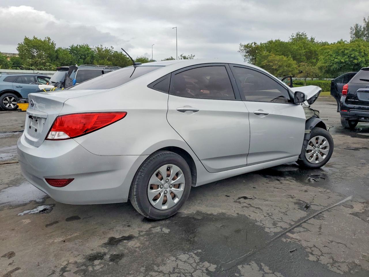 2016 HYUNDAI ACCENT