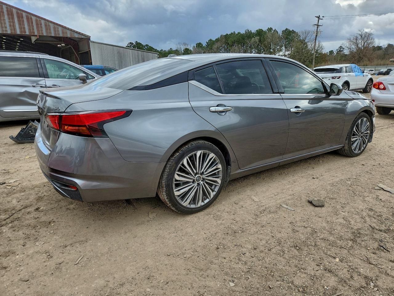 2023 NISSAN ALTIMA